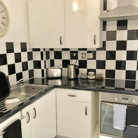 City Center Townhouse شقة *